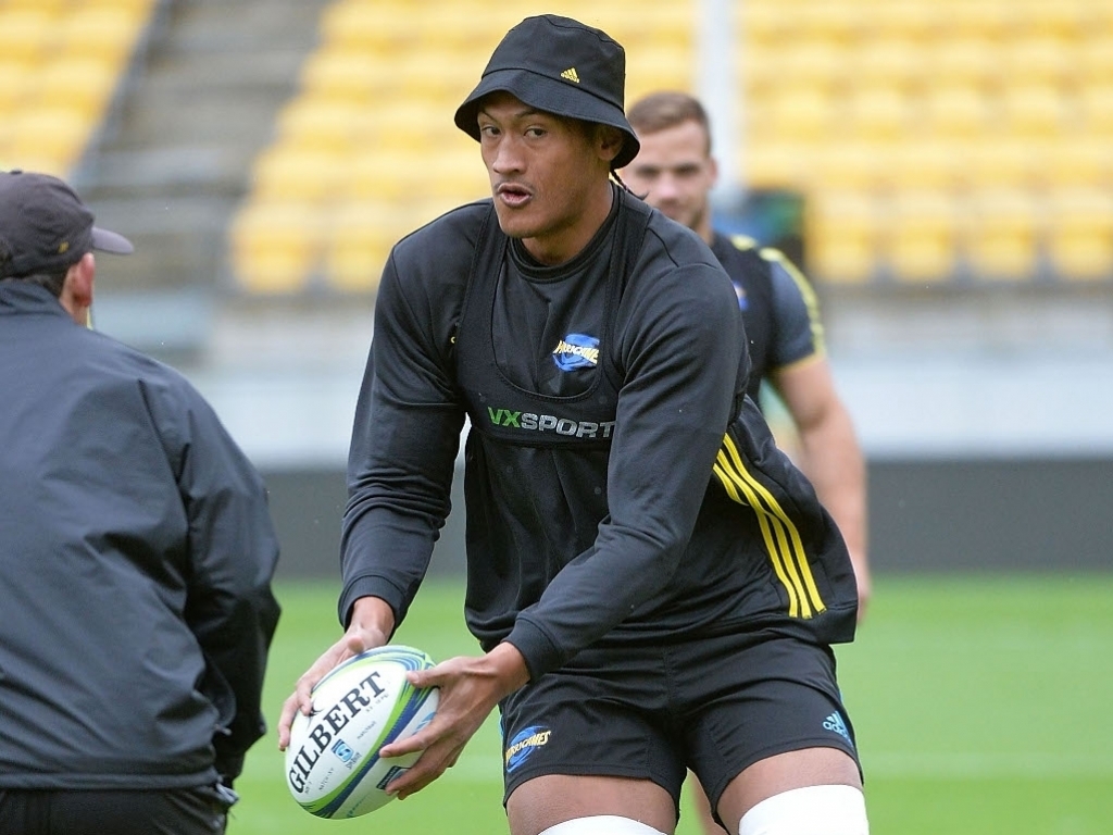 sam lousi pens new hurricanes deal planet rugby