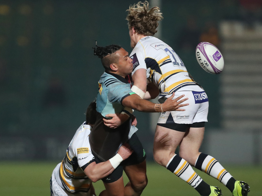Harlequins edge all-English tie to reach last four