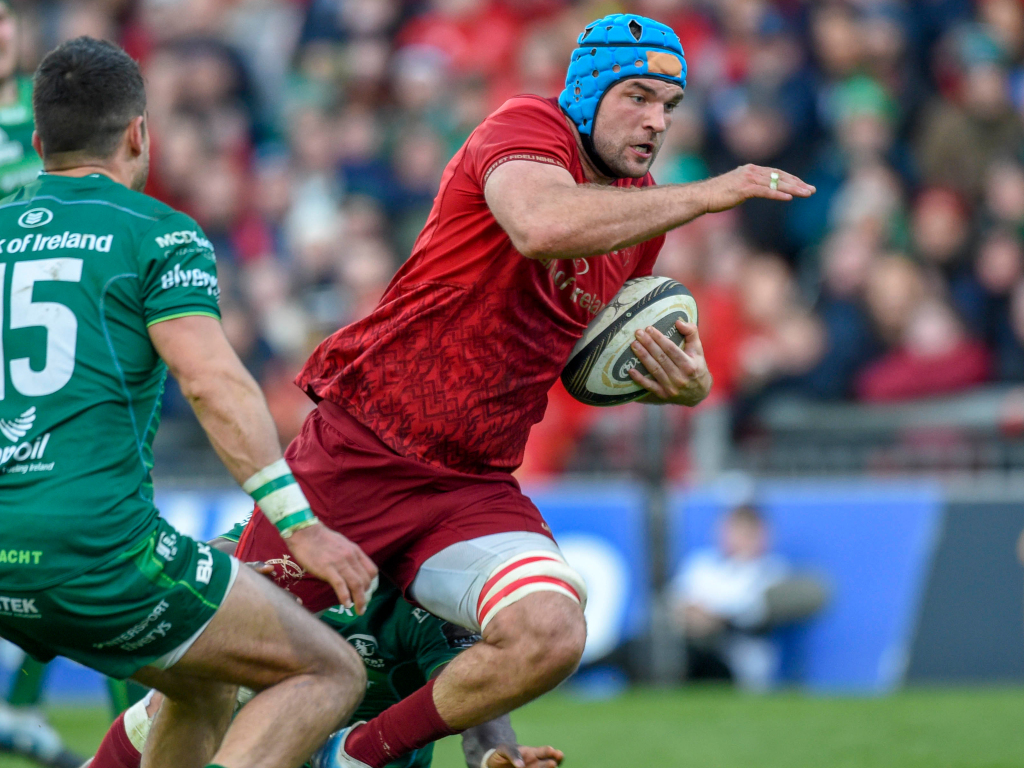 Tadhg Beirne signs new Munster deal