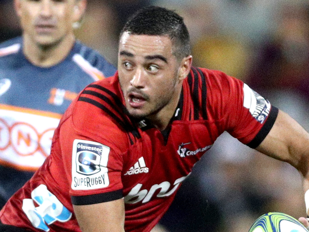 Crusaders win ugly against Blues in Christchurch
