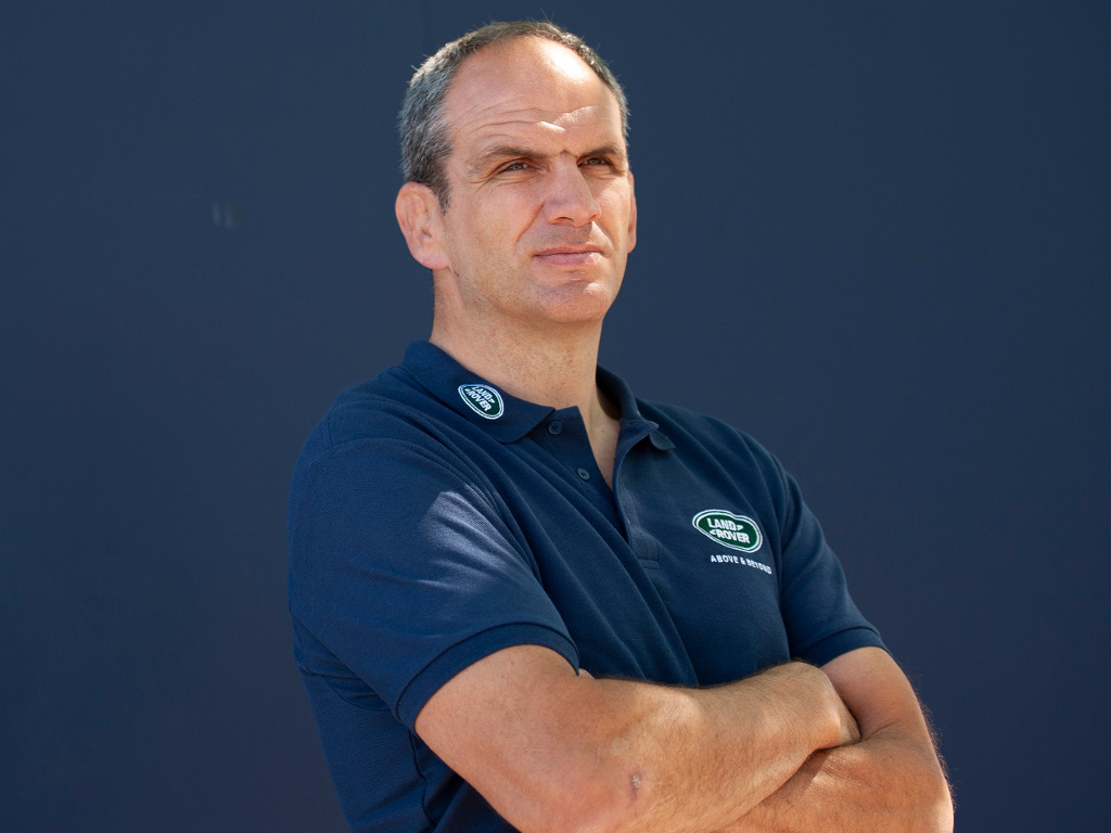Martin Johnson backs Dylan Hartley for World Cup spot