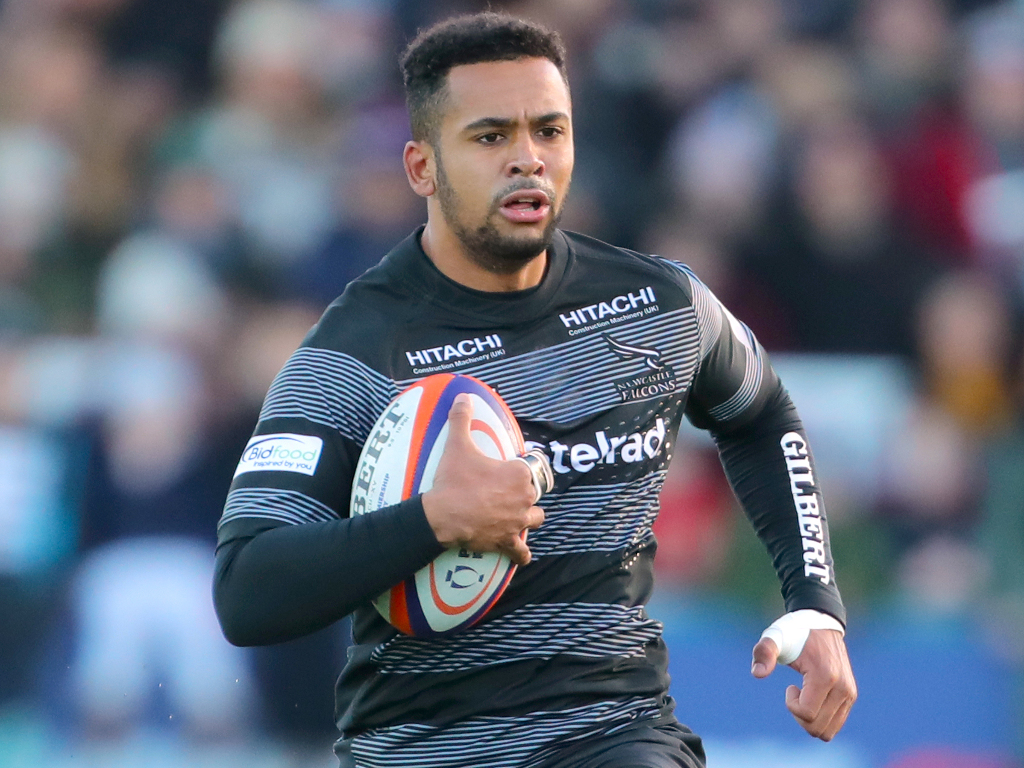 Wasps snap up Falcons wing Zach Kibirige