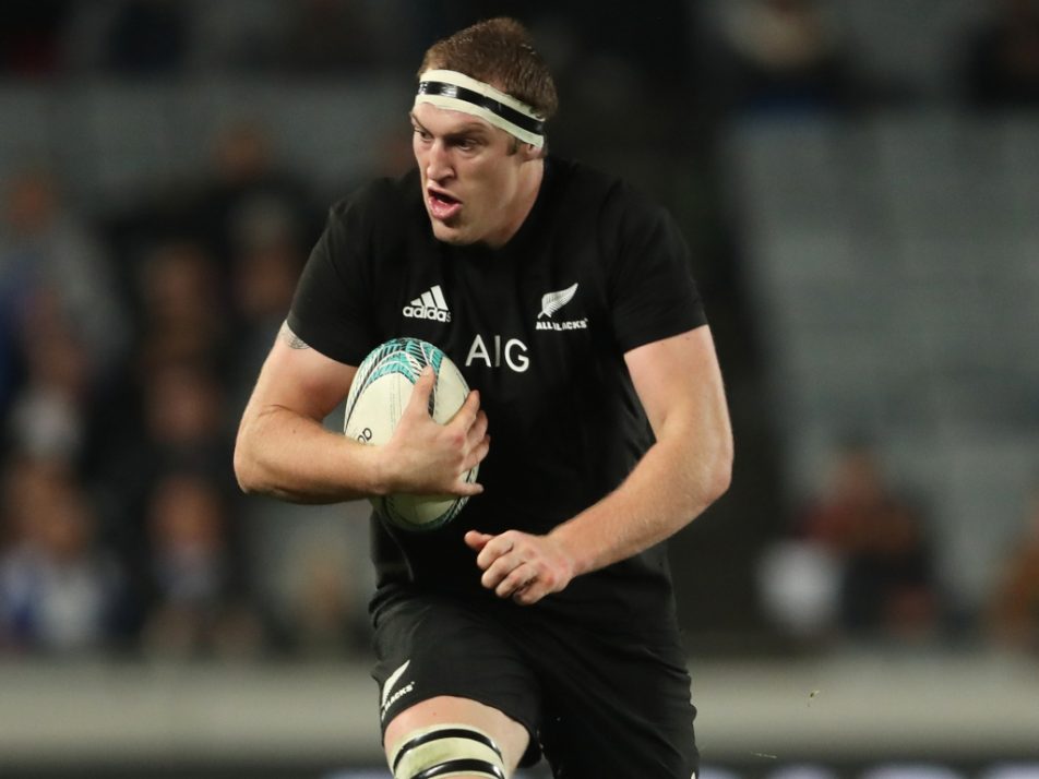 Brodie Retallick suffers dislocated shoulder