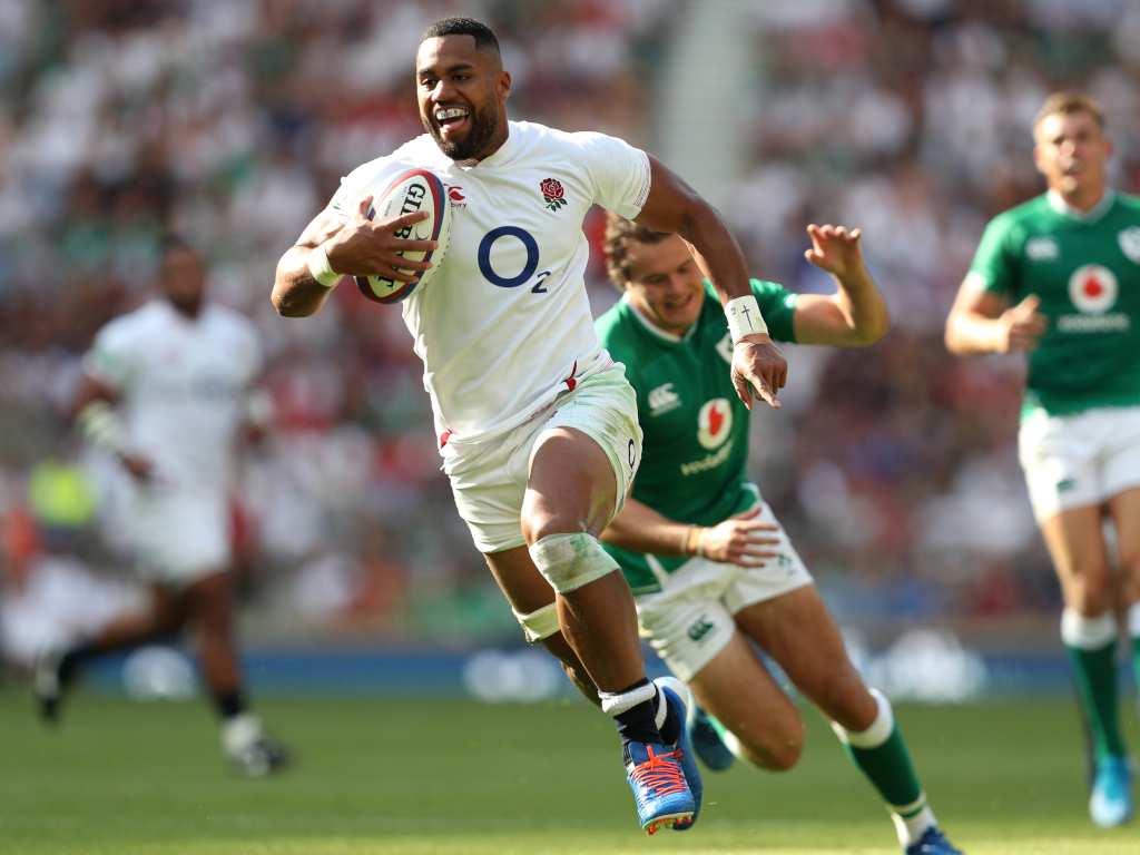 England back signs new Bath deal