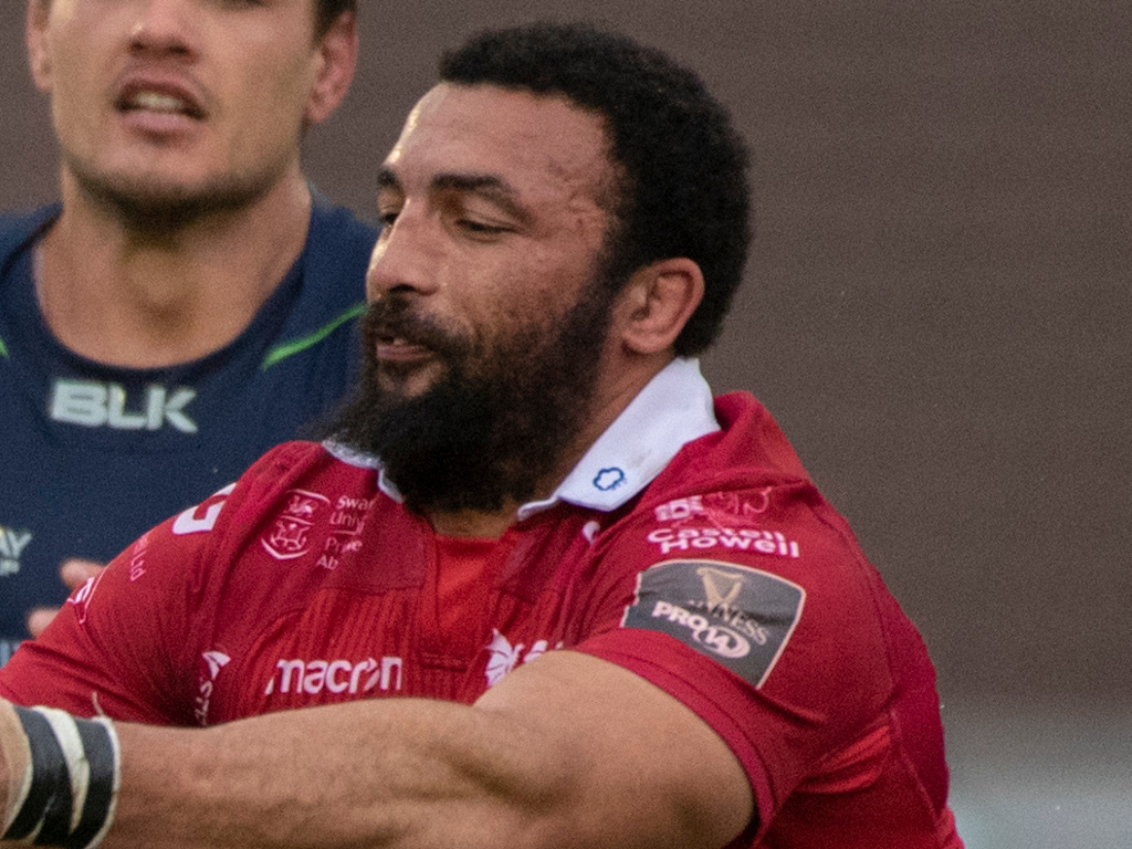 Scarlets recover to beat Kings with bonus-point