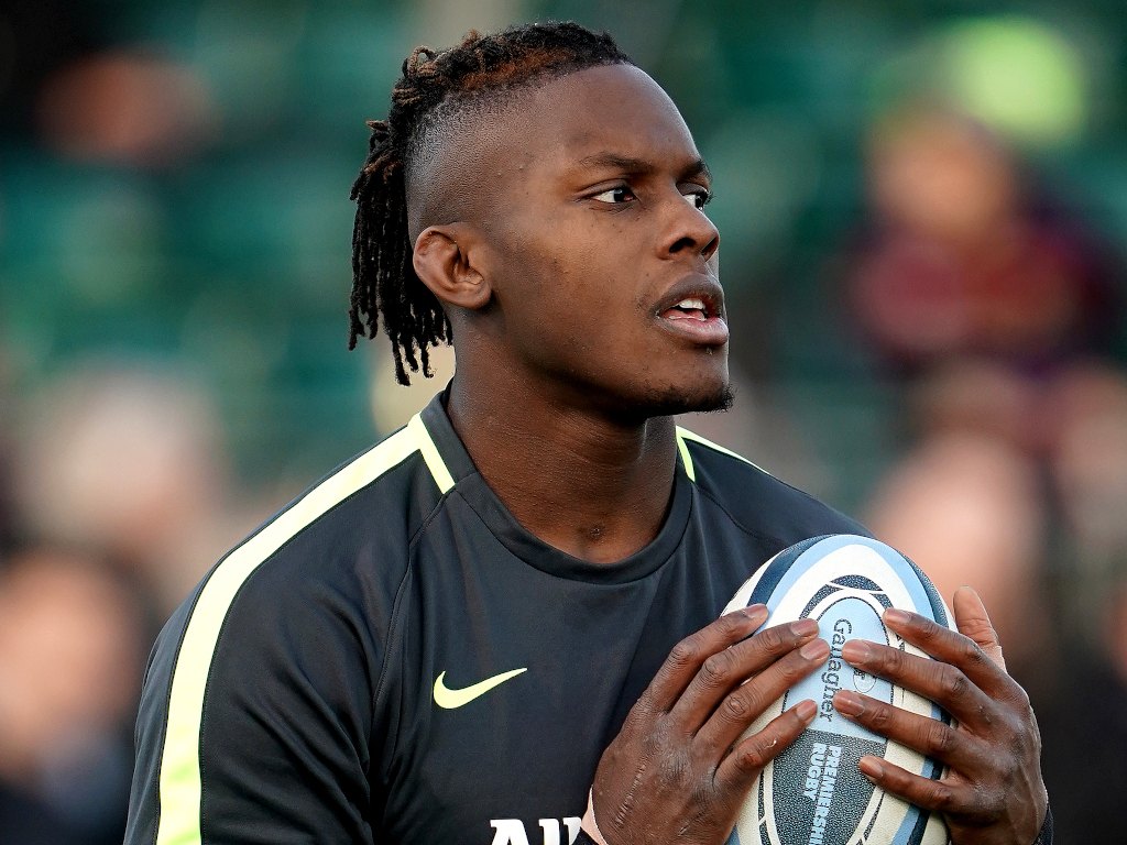 Saracens take measures to combat financial crisis