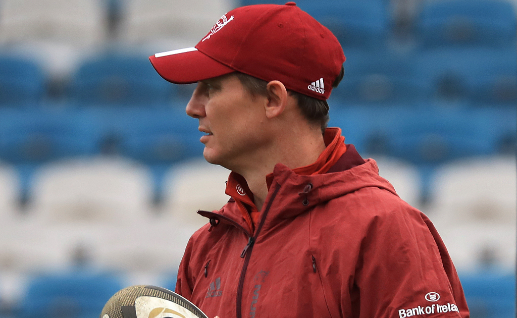 Stephen Larkham keen to stay at Munster