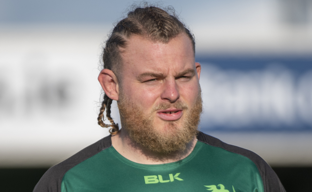 Finlay Bealham extends Connacht stay