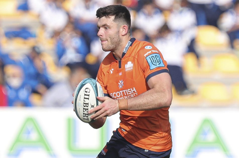 Blair Kinghorn targets trophies after inking new deal