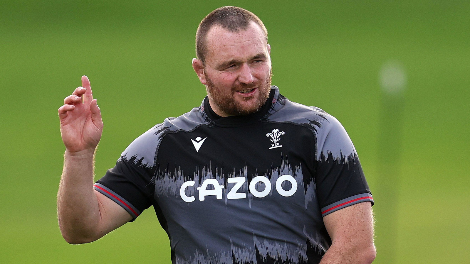 Ken Owens: Wales hooker set for emotional return after 11 months out while Scotland bring in Jamie Hodgson for injured Sam Skinner