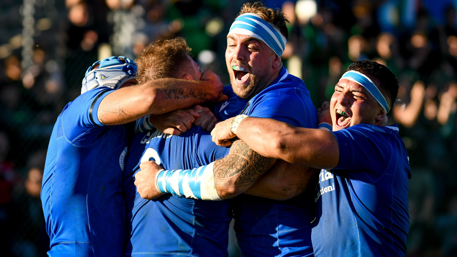 Italy celebrate after scoring against Samoa in the Autumn Nations Series.