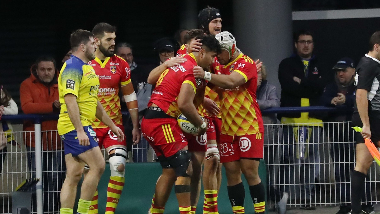 Perpignan celebrate try for Genesis Mamea Lemalu