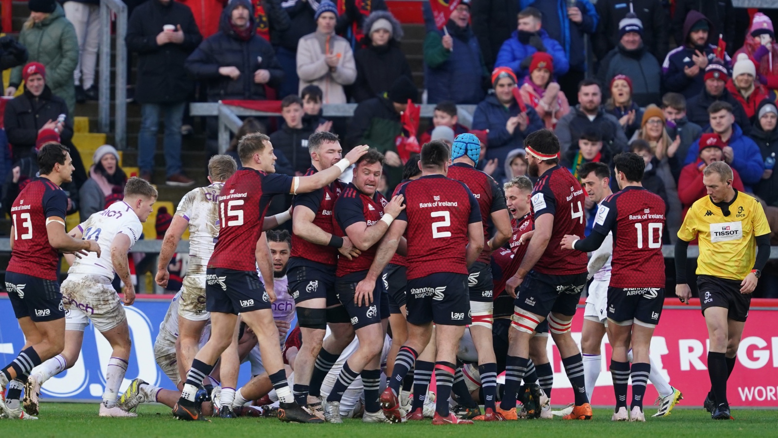 Champions Cup: Munster celebrate scoring a try