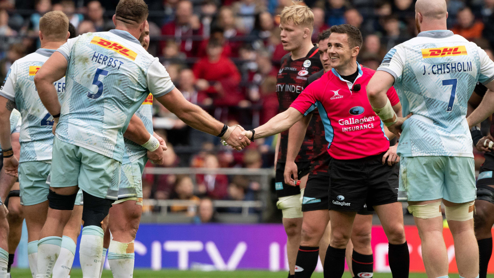 WATCH: Referee Luke Pearce floored by Harlequins’ South African lock Irne Herbst