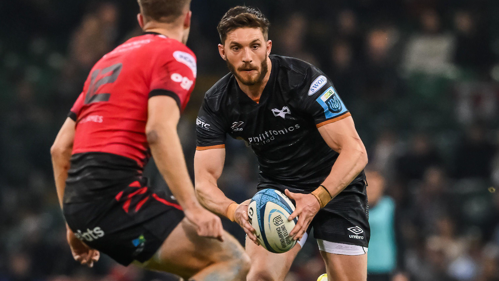 Owen Williams: Fly-half re-commits and looks to push Ospreys to be ‘best team that we can be’