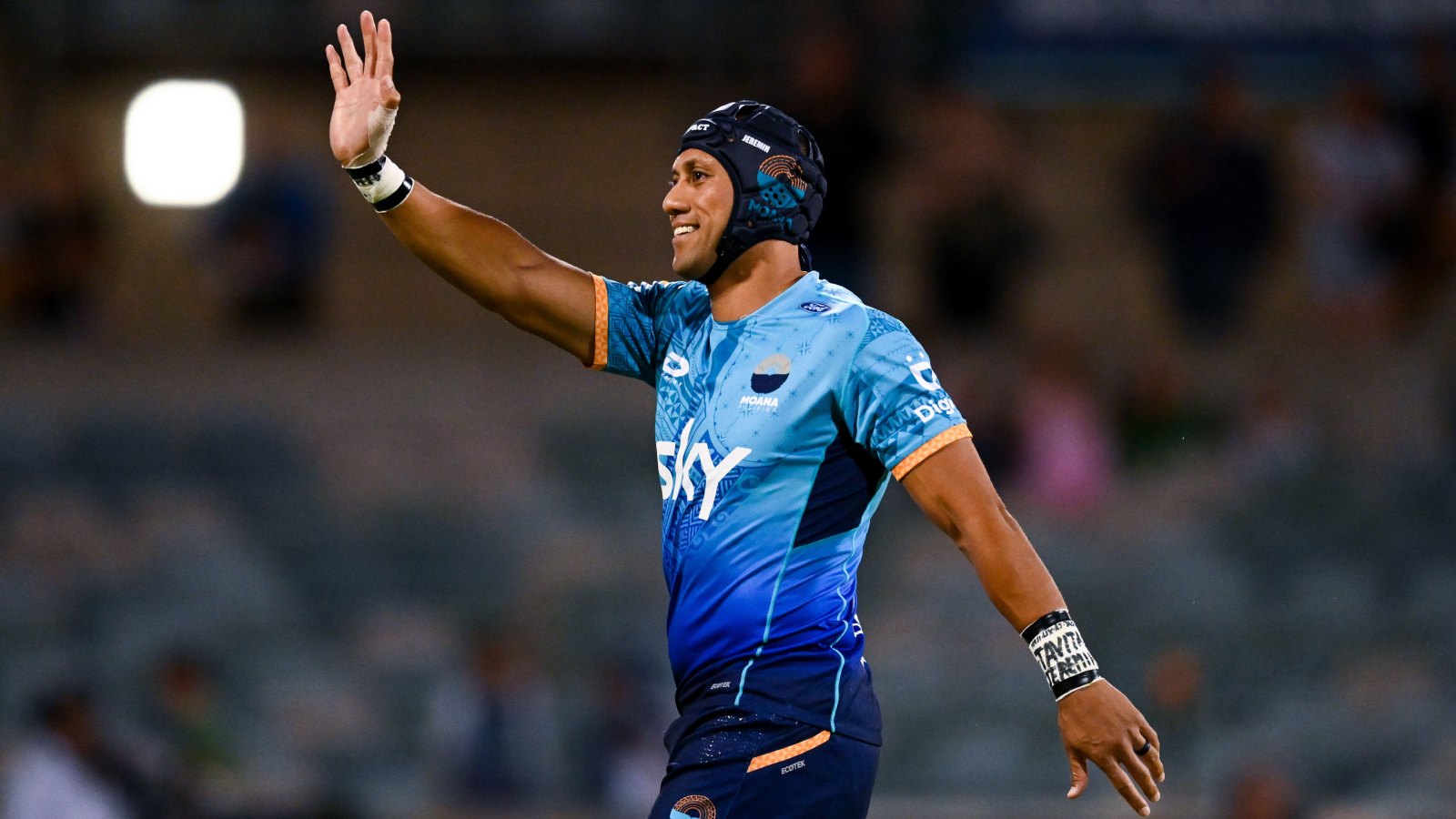 Fly-half Christian Leali'ifano during a game for Moana Pasifika