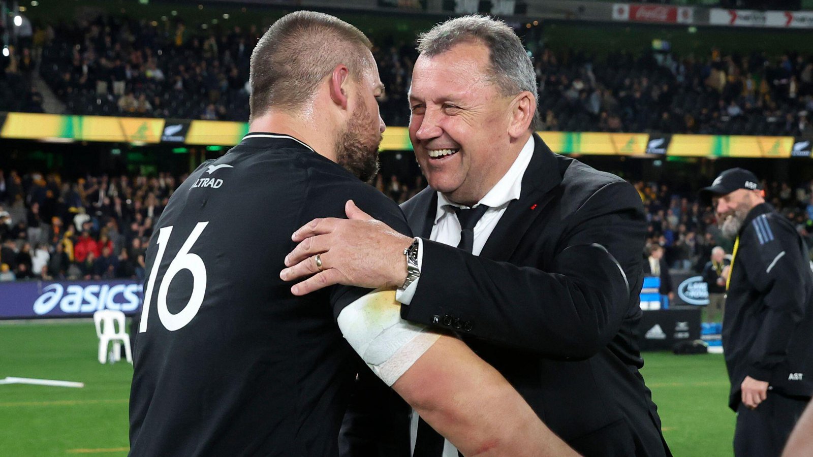 Ian Foster and Dane Coles NZ Bledisloe Cup 2022 - Alamy.jpg
