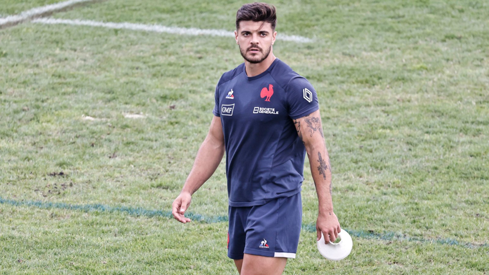 France playmaker reveals desire to play at Super Rugby level