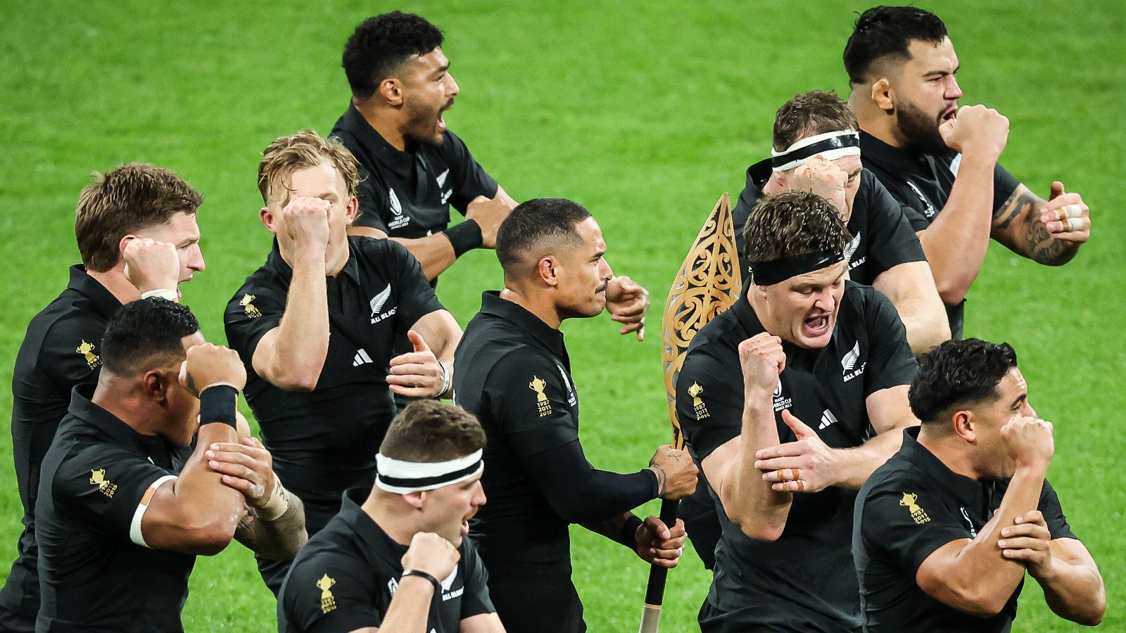 Aaron Smith NZ haka RWC 2023 - Alamy.jpg