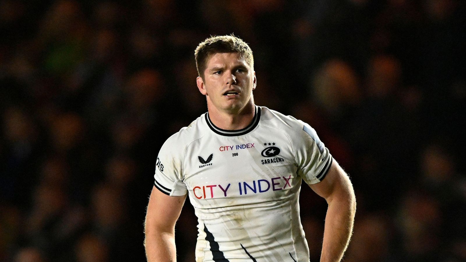 Owen Farrell (Saracens, captain) prepares to kick during the Harlequins V Saracens Gallagher Premiership rugby match.