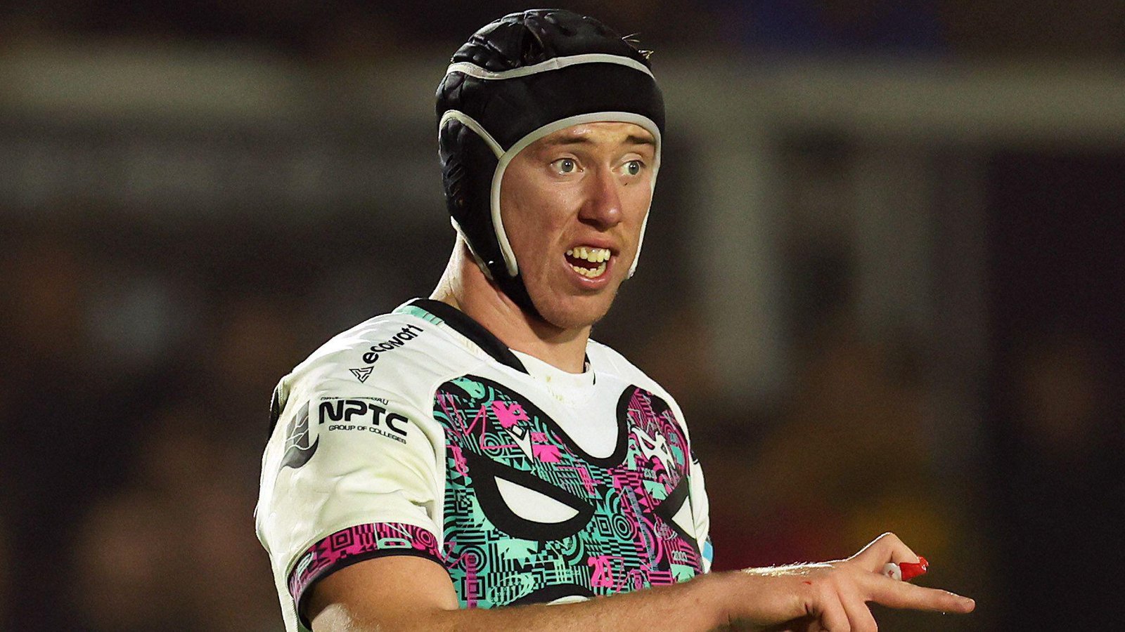 Adam Beard Ospreys URC 2023 - Alamy.jpg