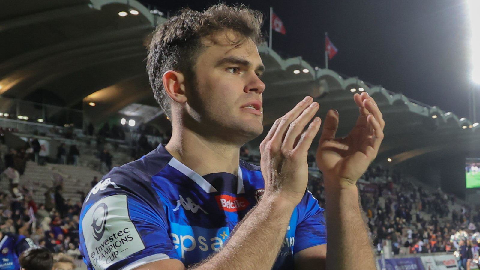 Damian Penaud clapping after Bordeaux-Begles win.