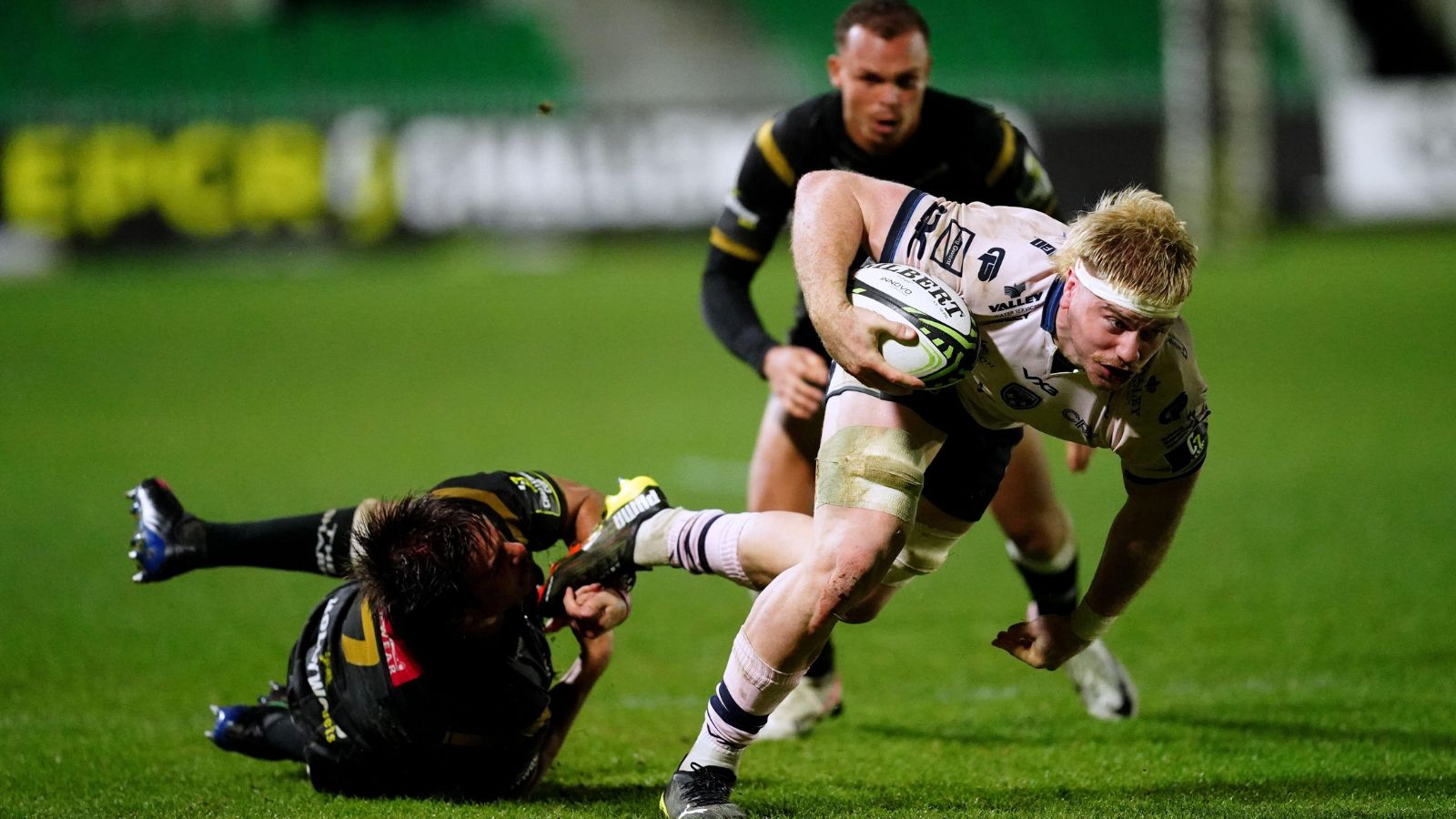 ‘I’m delighted to sign’ – Wales star confirms his future amid Premiership interest