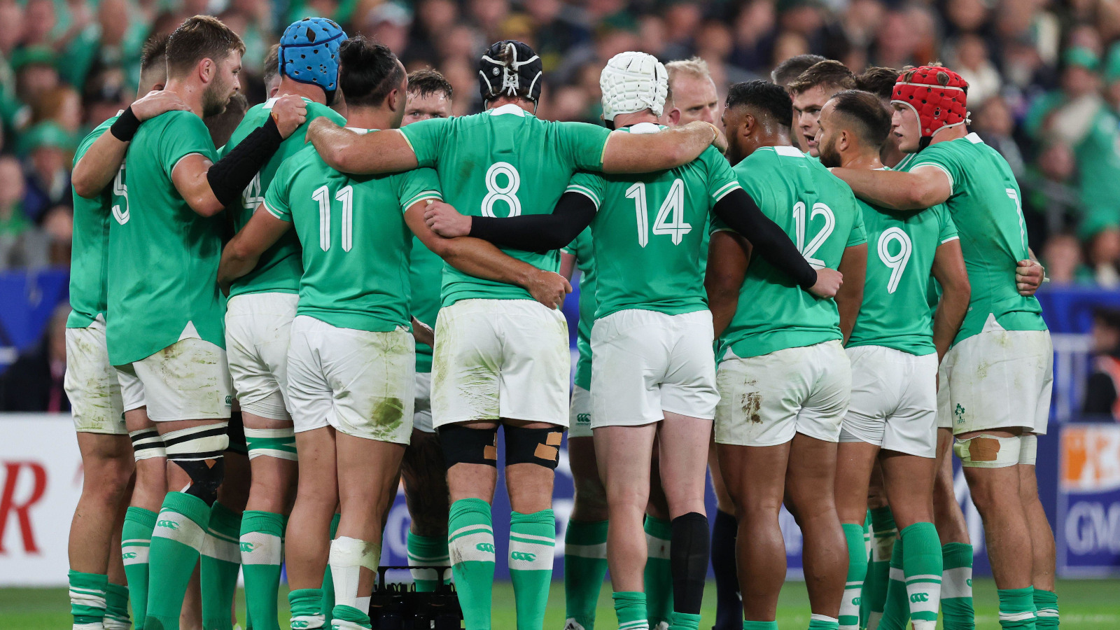 Ireland huddle during Rugby World Cup game.