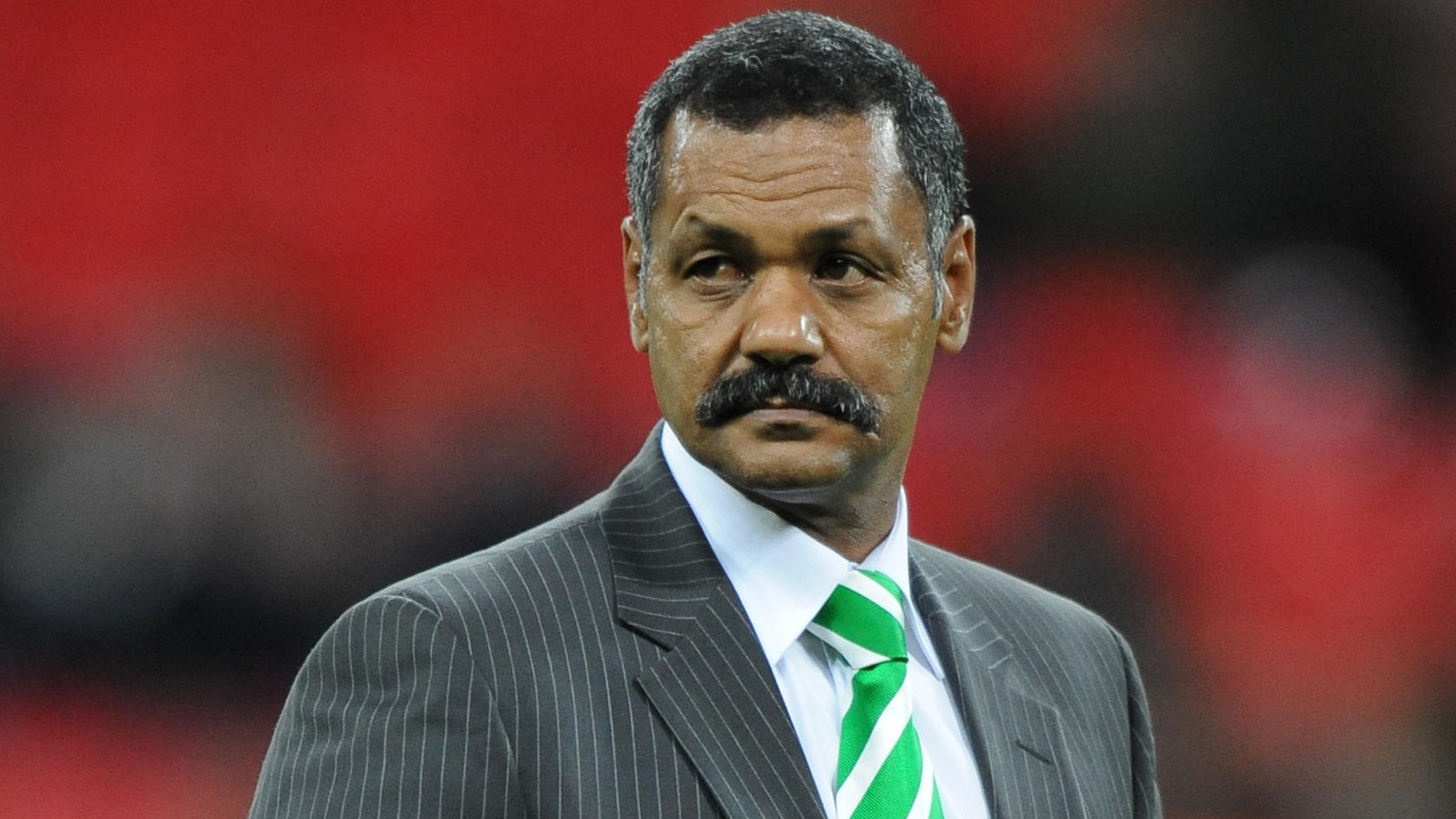 Peter de Villiers Springboks head coach 2009 - Alamy.jpg