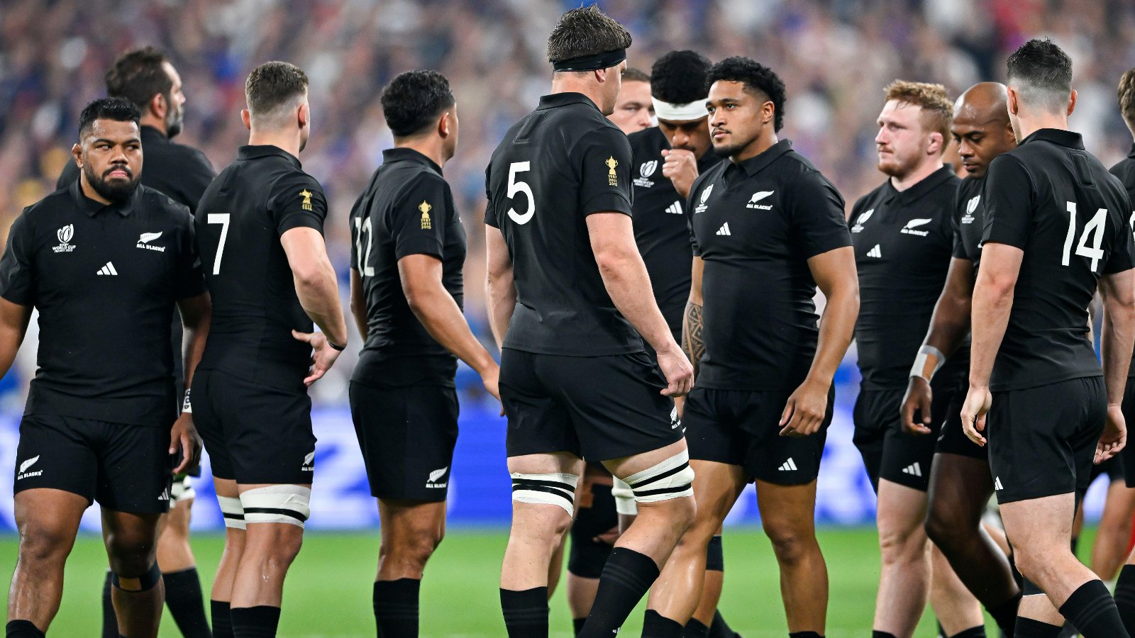 All Blacks legend sets demanding targets for Scott Robertson after ‘unacceptable’ four years