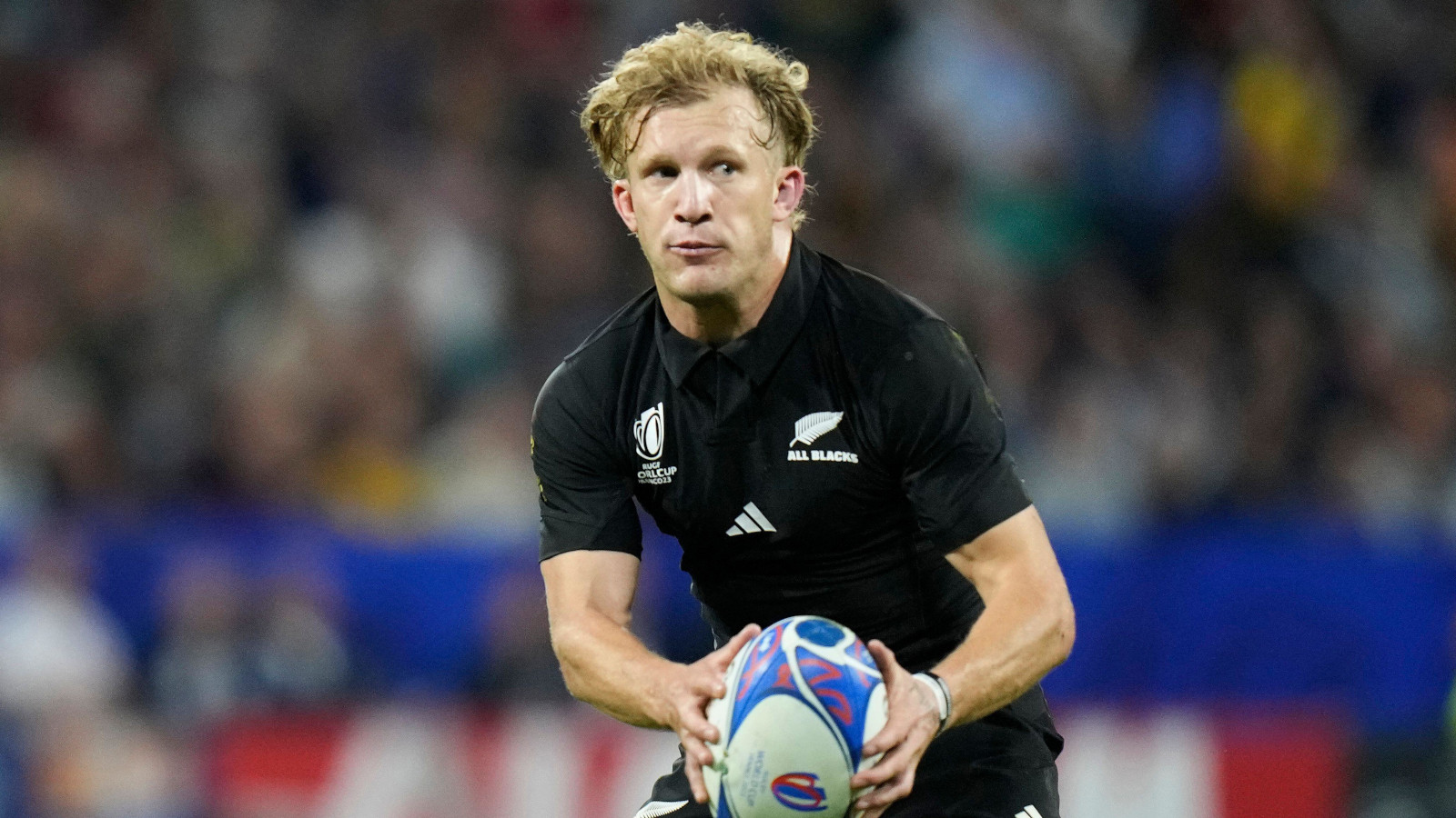 All Blacks legend urges Scott Robertson to pick Damian McKenzie and create ‘new way’ of playing