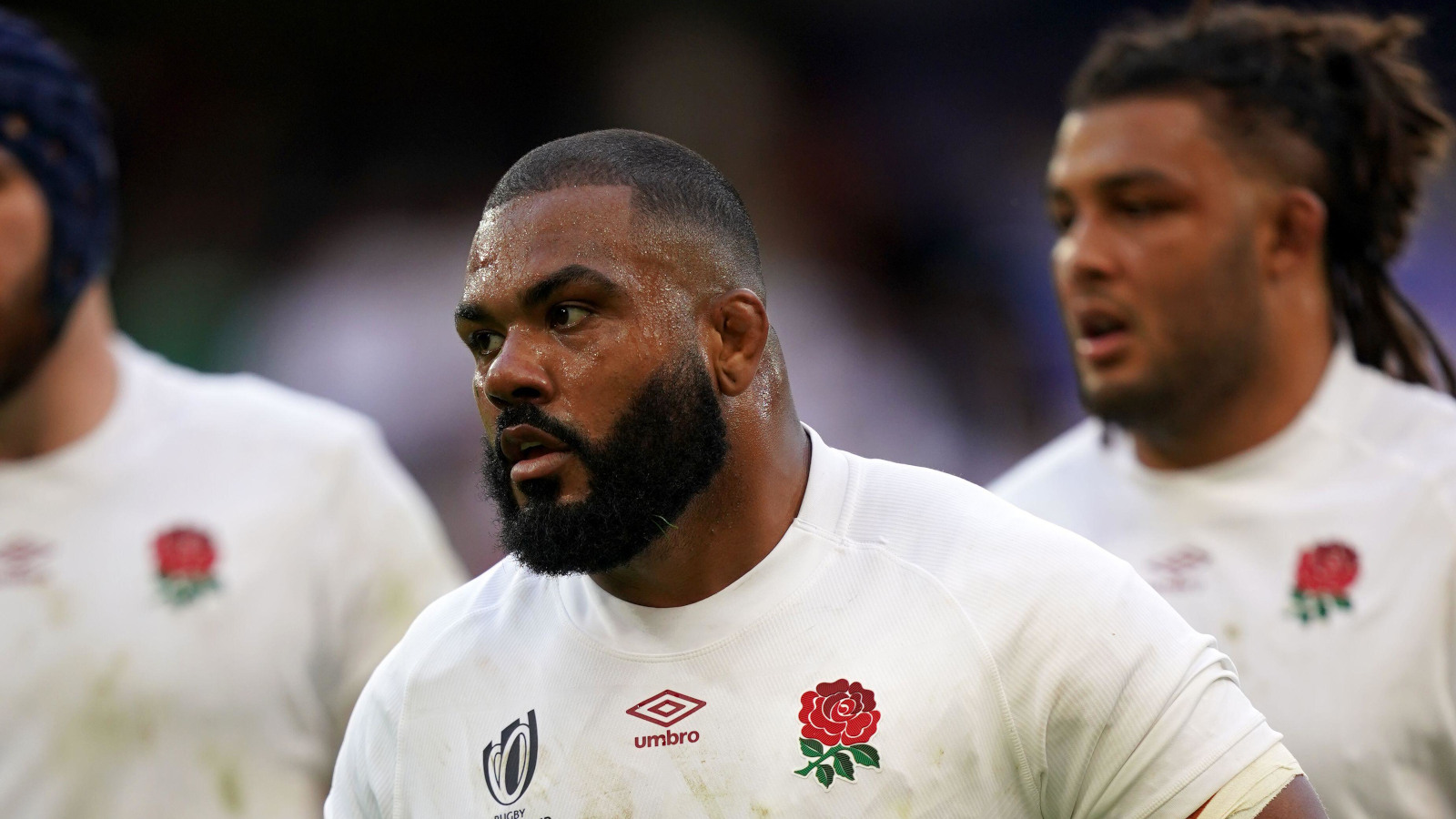 England duo ink deals with Top 14 giants as international careers put on hold