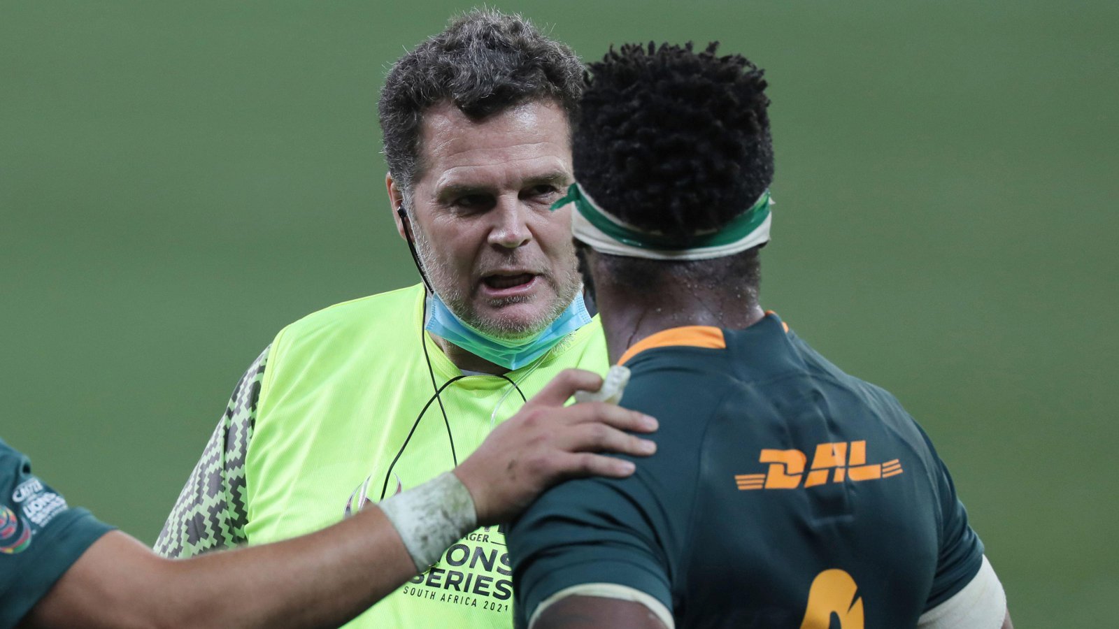 Rassie Erasmus and Siya Kolisi Springboks 2021 - Alamy.jpg