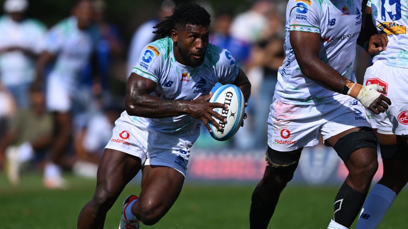 Frank Lomani in action for Fijian Drua in 2024.