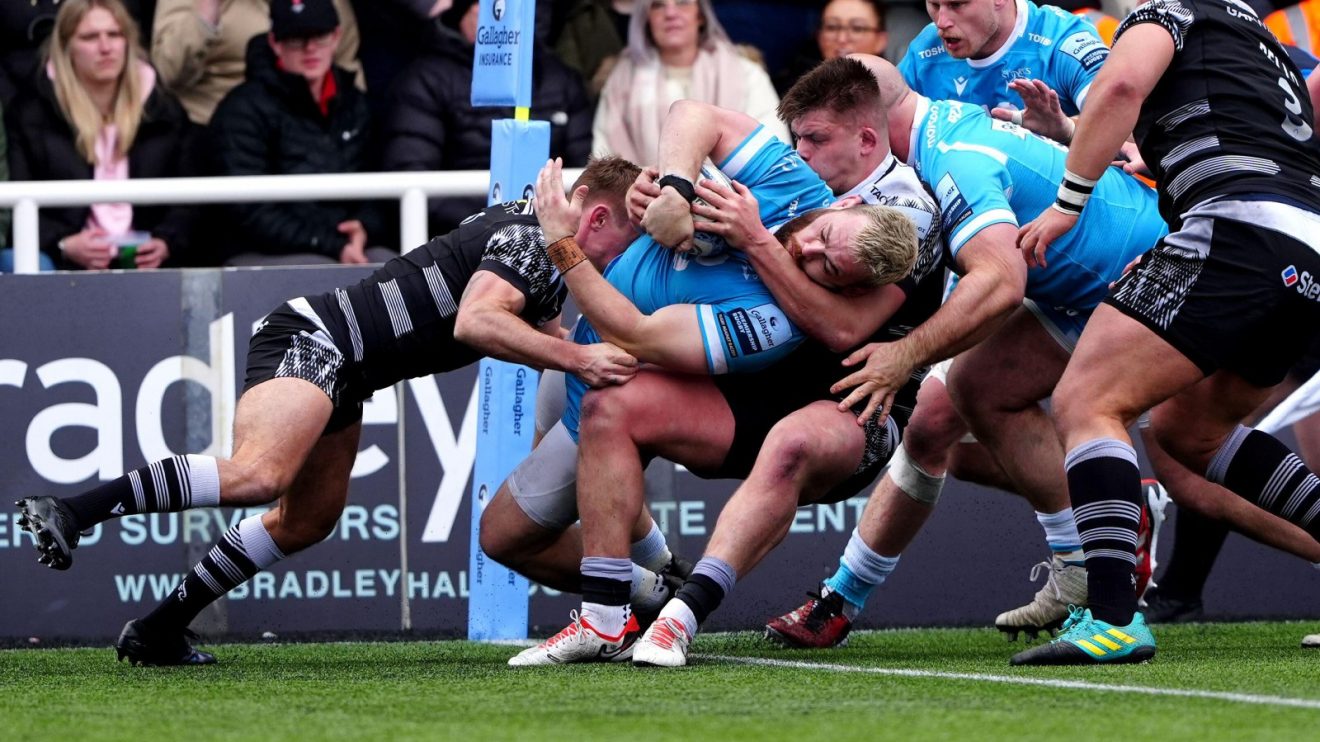 Sale Shark Luke Cowan-Dickie crosses against Newcastle Falcons.