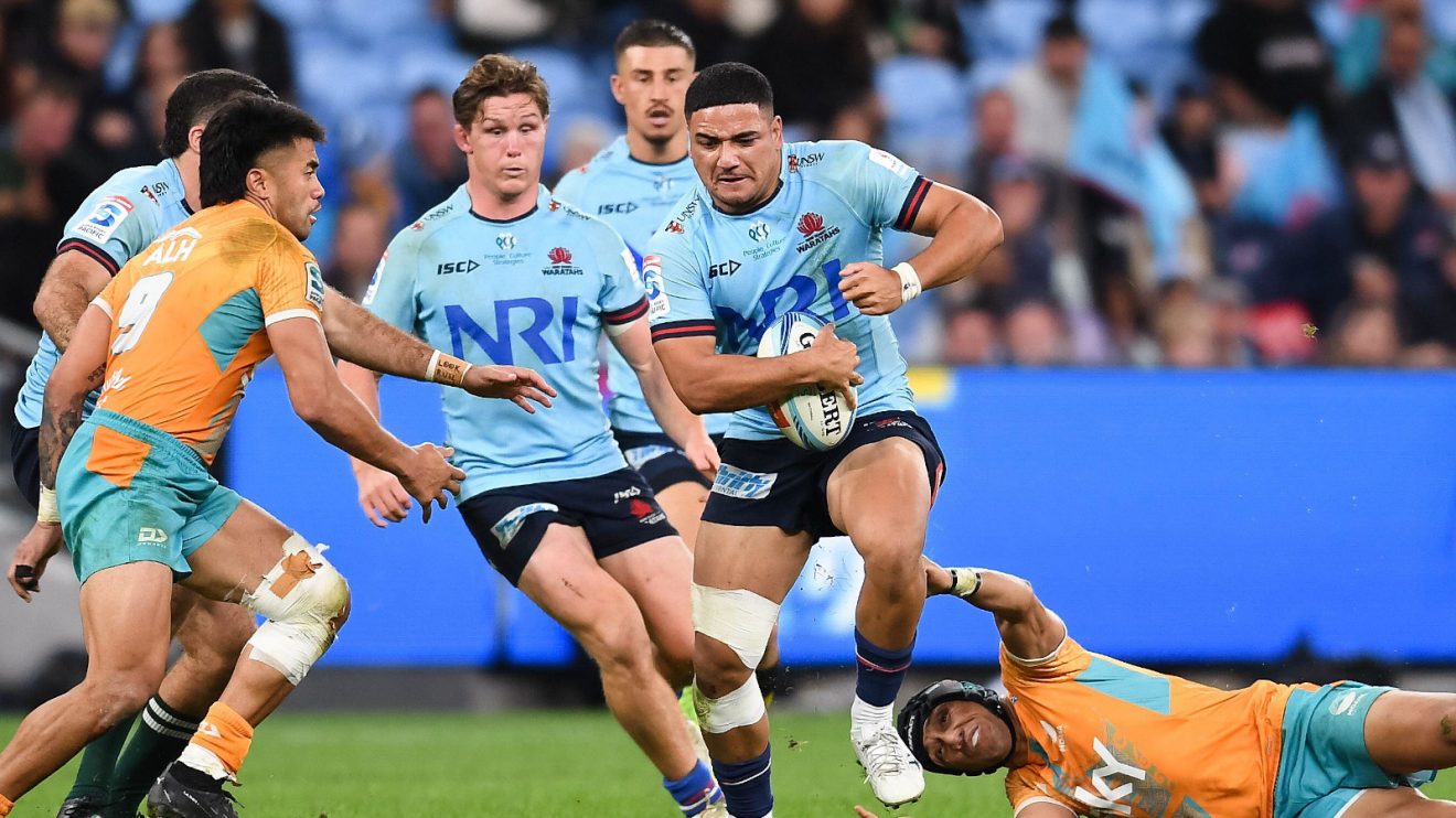 Mosese Tuipulotu in action for the Waratahs.