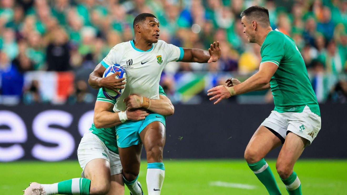 Springbok Damian Willemse on the charge against Ireland.