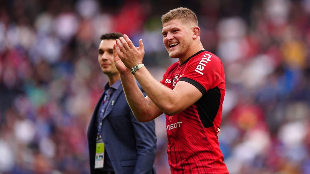 Stade Toulousain's Jack Willis applauds the fans following victory after the final whistle in the Investec Champions Cup final.