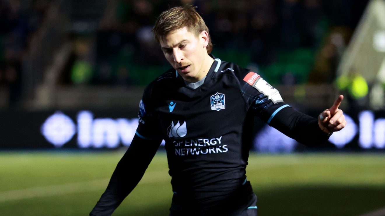 Sebastian Cancelliere scoring for Glasgow Warriors in 2024.