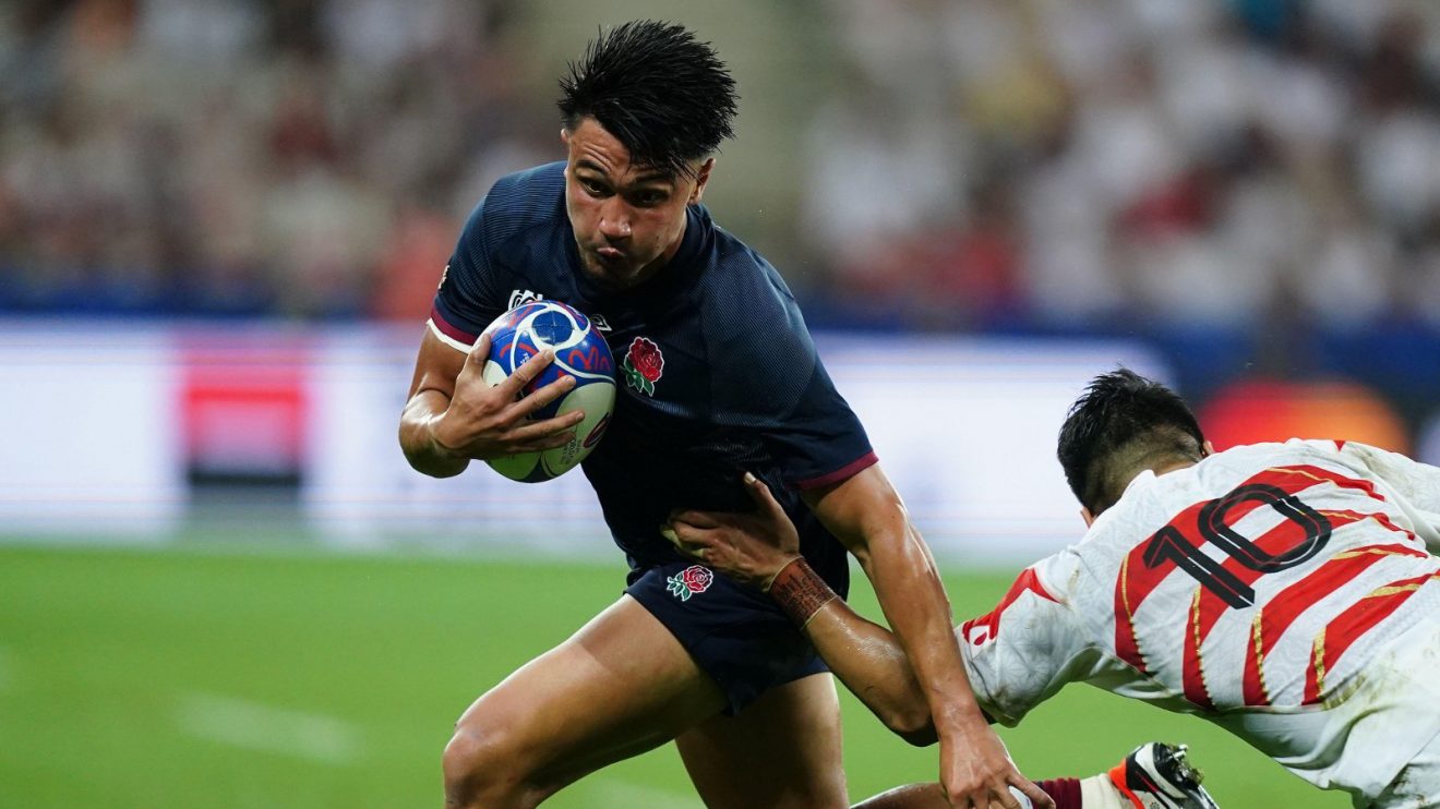 Marcus Smith England v Japan RWC 2023 - Alamy.jpg