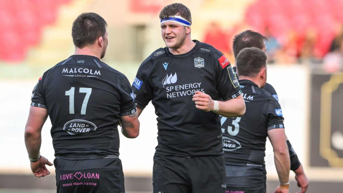 Scott Cummings celebrates Glasgow Warriors win