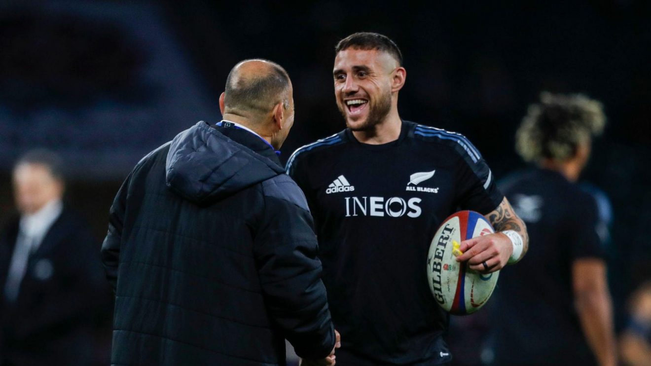 New Zealand's TJ Perenara with England head coach Eddie Jones before the Autumn International at Twickenham Stadium, London.