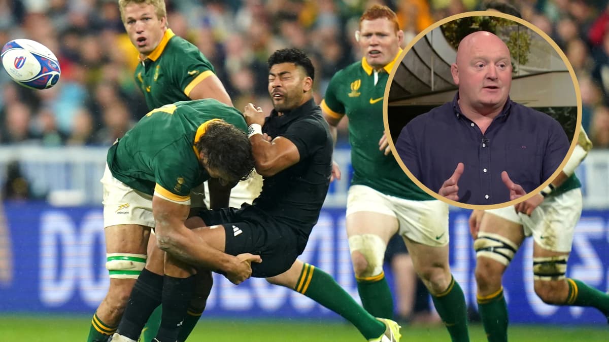Springboks lock Eben Etzebeth tackling All Blacks' fly-half Richie Mo'unga and ex-Ireland hooker Bernard Jackman.