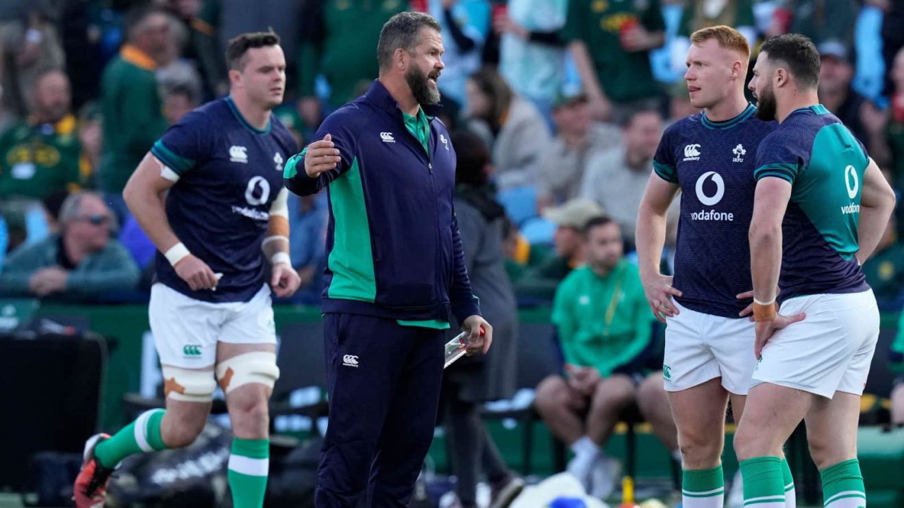 Andy Farrell with his Ireland players ahead of Springboks Test in 2024.