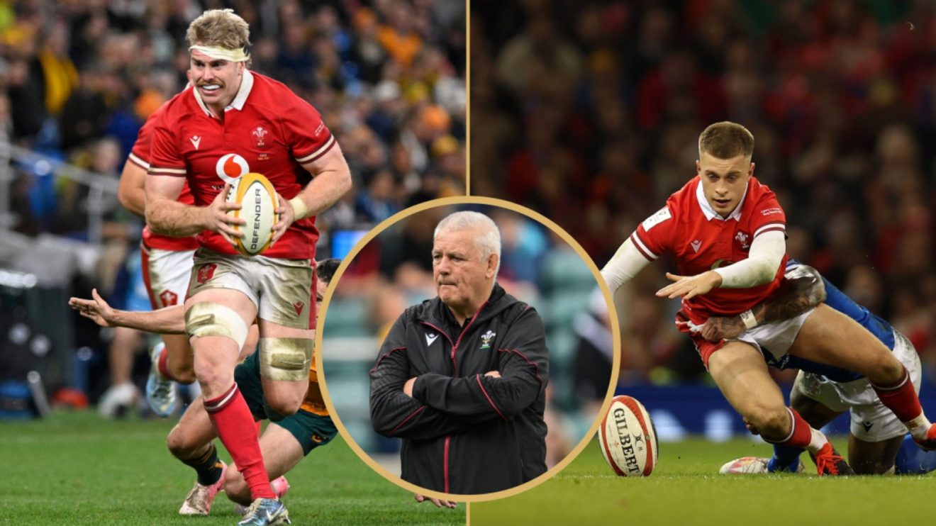 Split with Wales players Aaron Wainwright, Cam Winnett and coach Warren Gatland.