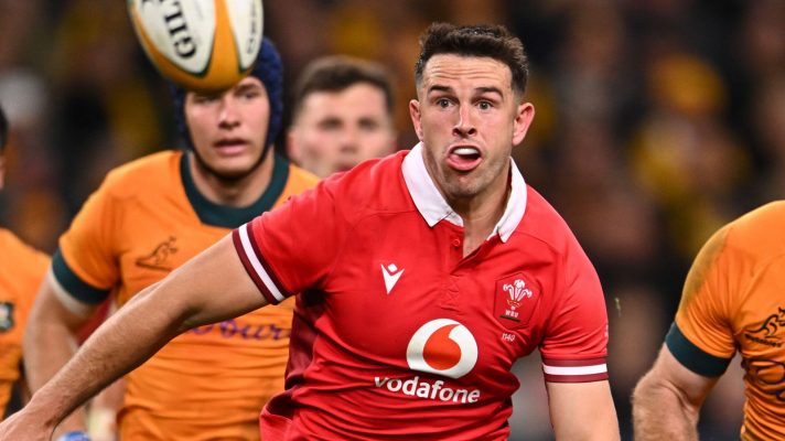 Owen Watkin Wales v Australia 2024 - Alamy.jpg