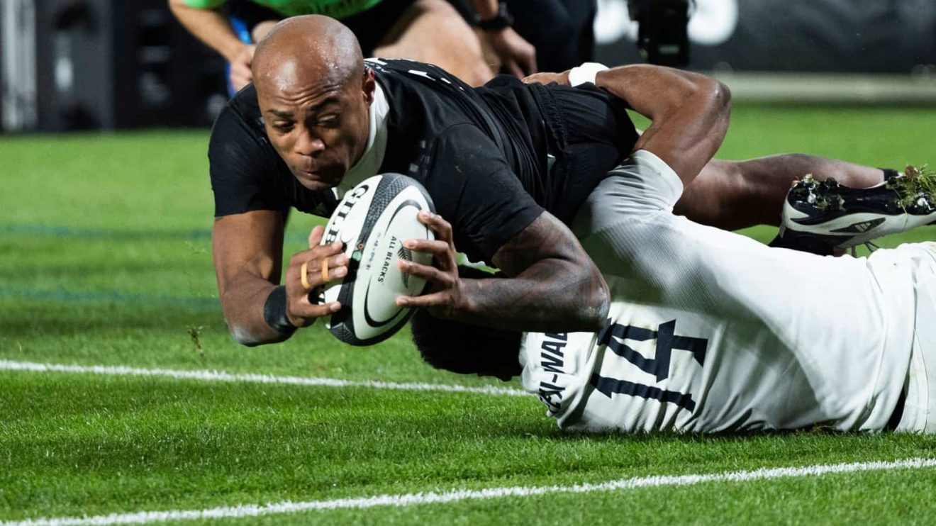 Mark Telea scoring a try for All Blacks v England in 2024.