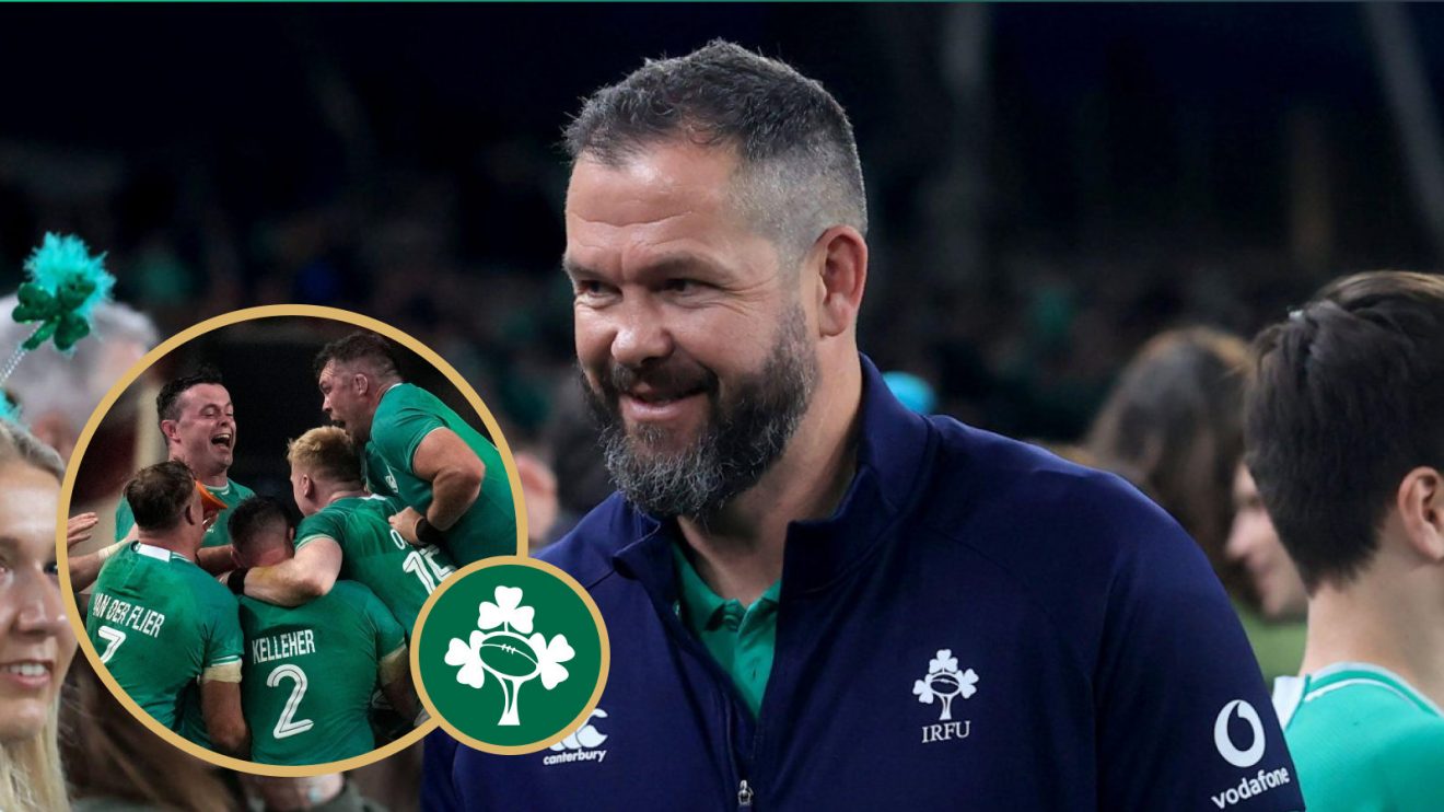 Andy Farrell and Ireland players.jpg