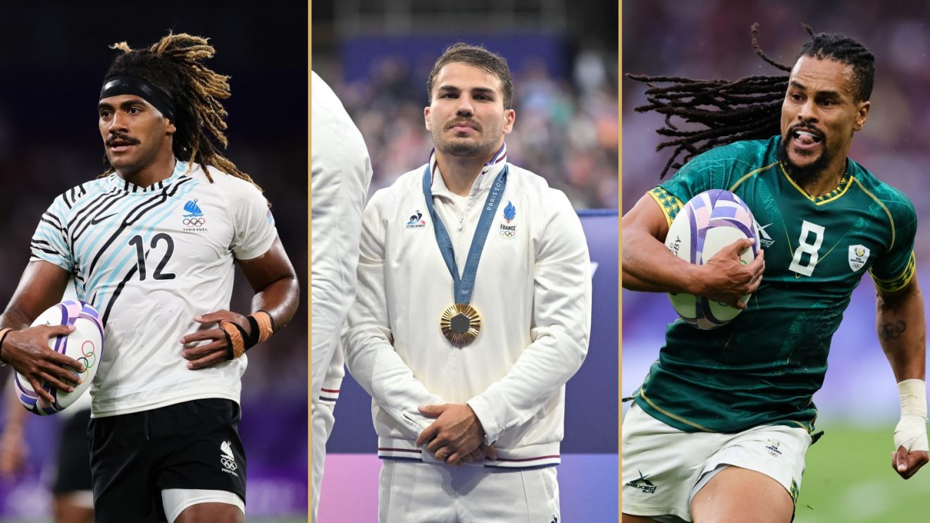 Split with Fiji's Selestino Ravutaumada, France's Antoine Dupont and South Africa Selvyn Davids.