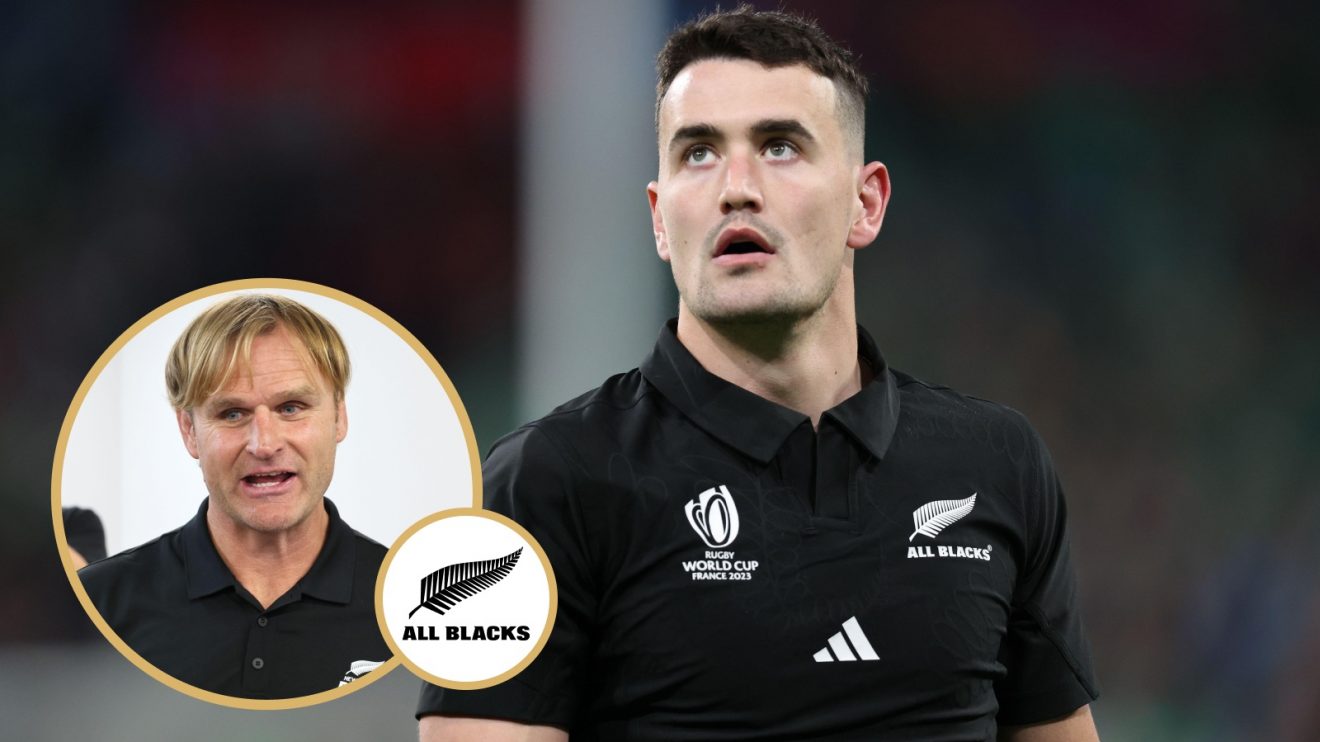 Split with All Blacks boss Scott Robertson and Will Jordan.